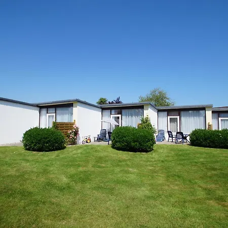 Ferienbungalow 3 *